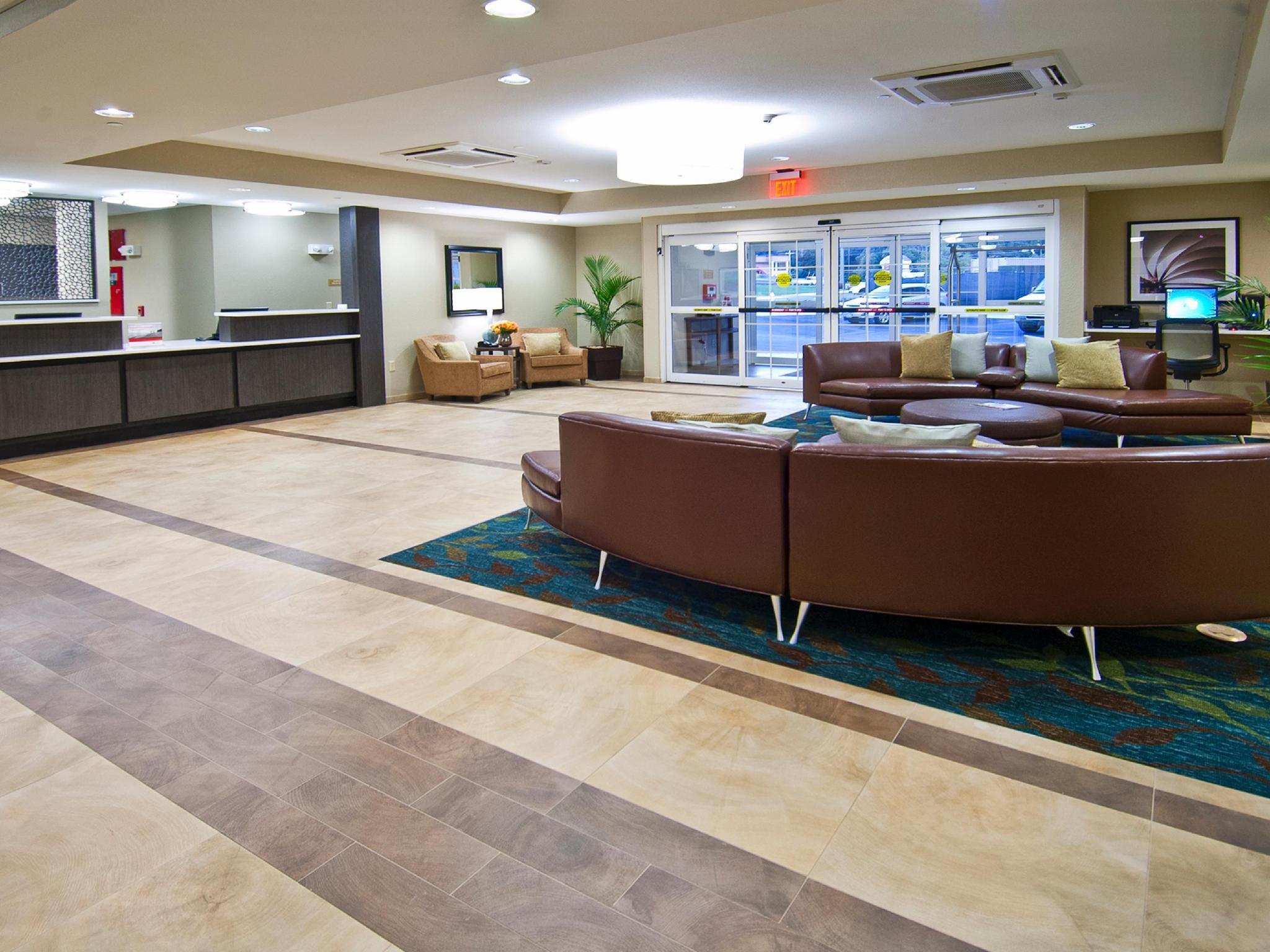 Candlewood Suites Tupelo, An Ihg Hotel Buitenkant foto